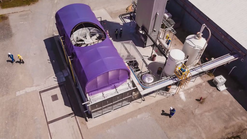 A carbon capture plant which converts the carbon into fuel