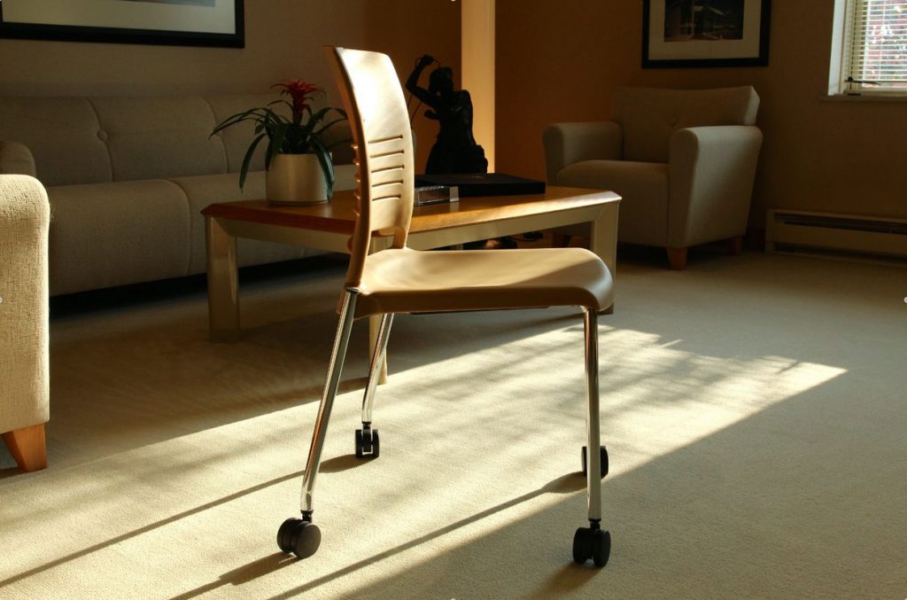 Chair on wheels made out of plastic from captured carbon