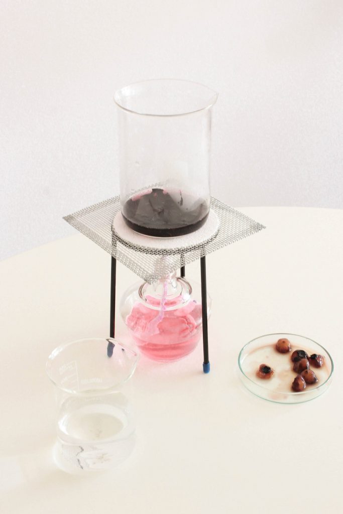 Adding a natural dye to the plastic