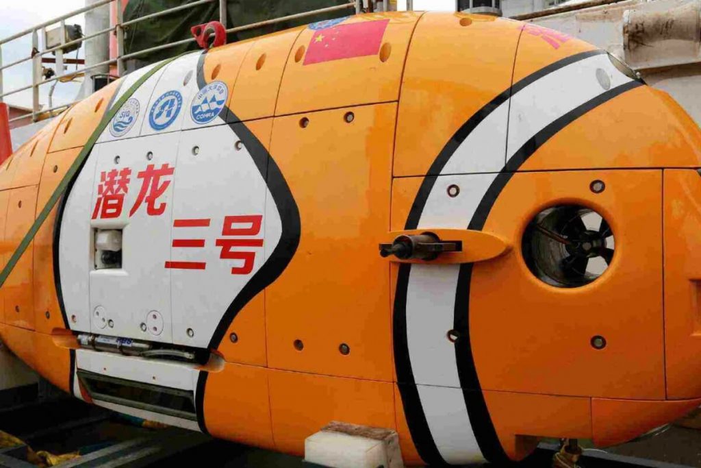 China's unmanned submarine vehicle Qianlong III as an example of what may happen soon: a subsea exploration program run by submarines like it that will collect and bring samples to an AI colony on the South China Sea bed