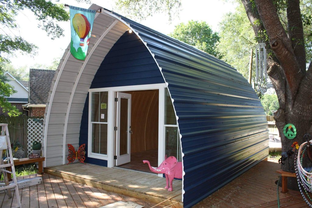 Arched blue cabin