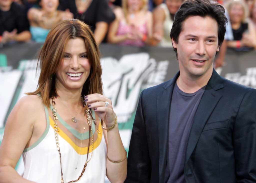 Sandra Bullock and Keanu Reeves during 2006 MTV Movie Awards - MTV.com Red Carpet at Sony Pictures in Culver City, California, United States. (Photo by John Shearer/WireImage)