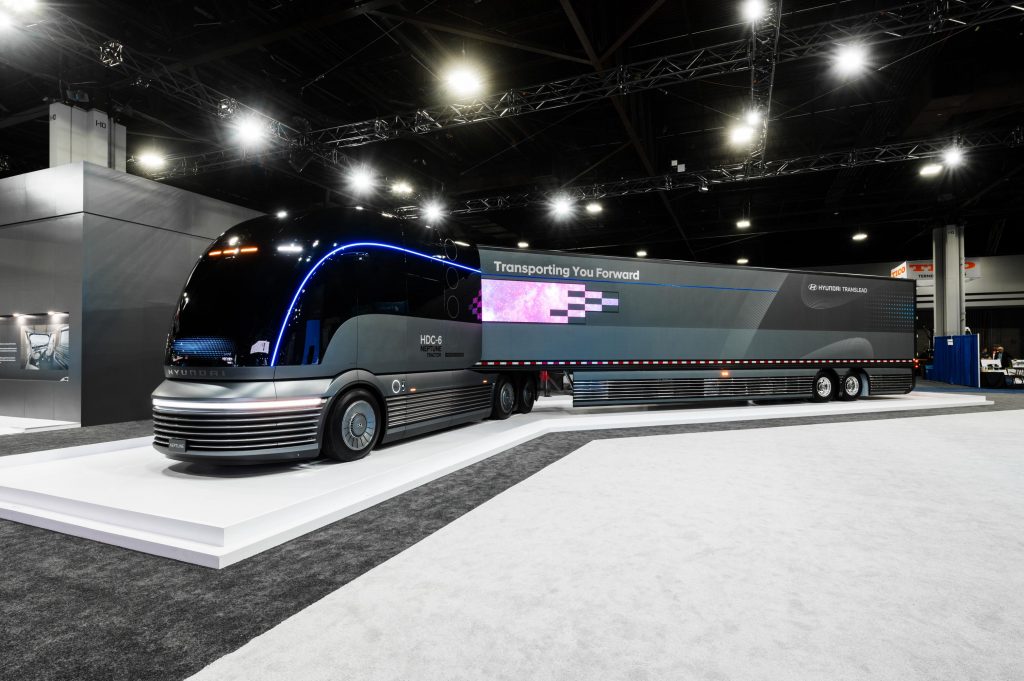 Hyundai unveils hydrogen-powered heavy duty truck concept