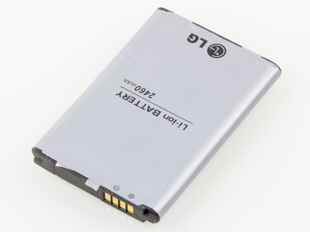 Australian company recycling batteries and sending extracted metal to Korean company for use in making new batteries