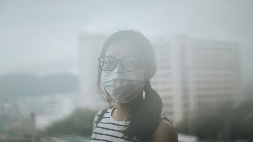 air pollution linked to condition that causes blindness