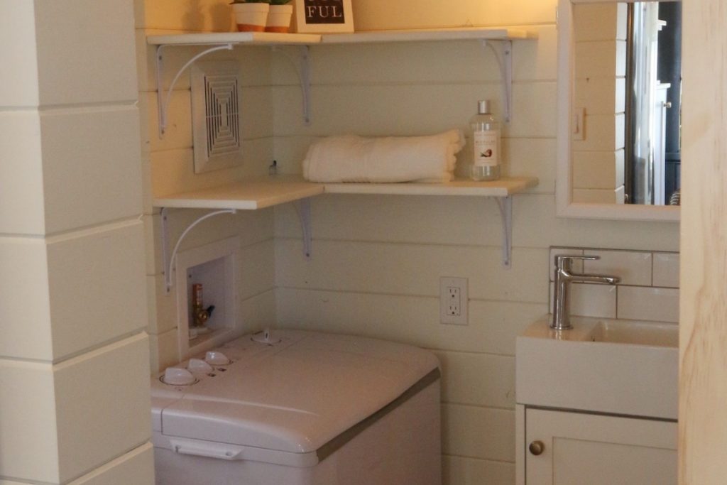 The bathroom even has a washing machine
