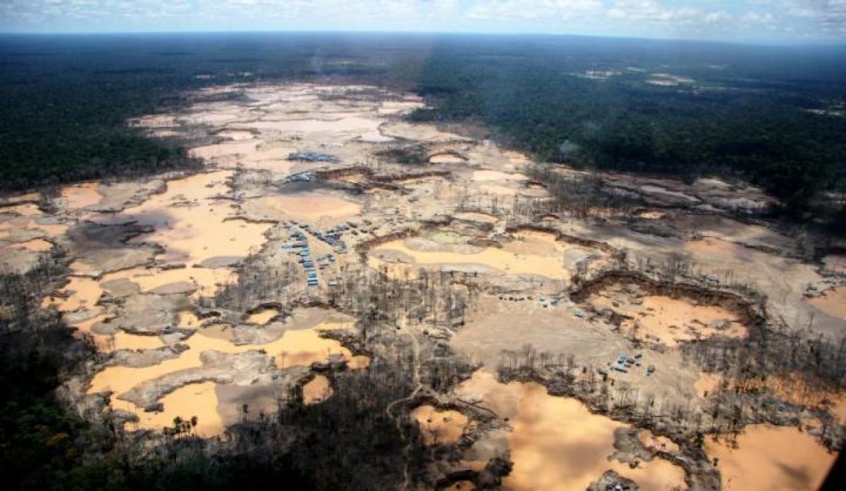 Mining In Rainforests Gold Mining Destroys The Peruvian Rainforest With Mercury