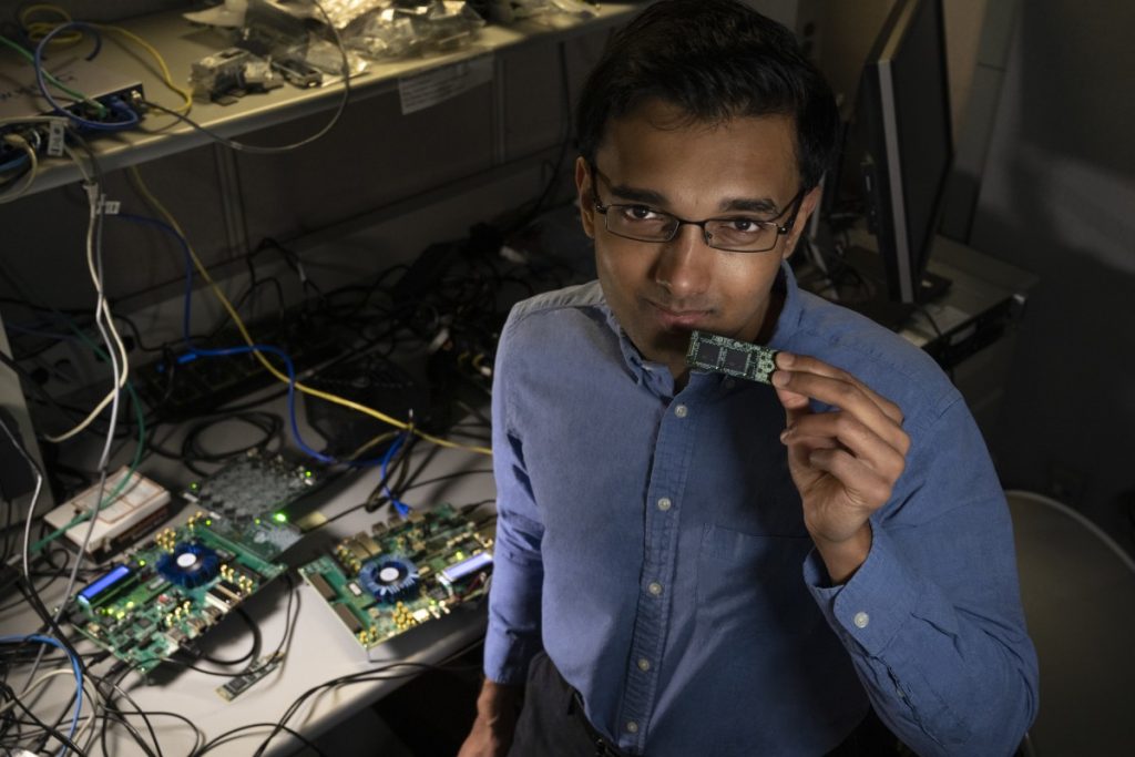 This Computer Chip Can Discern Smells, No Nose Required