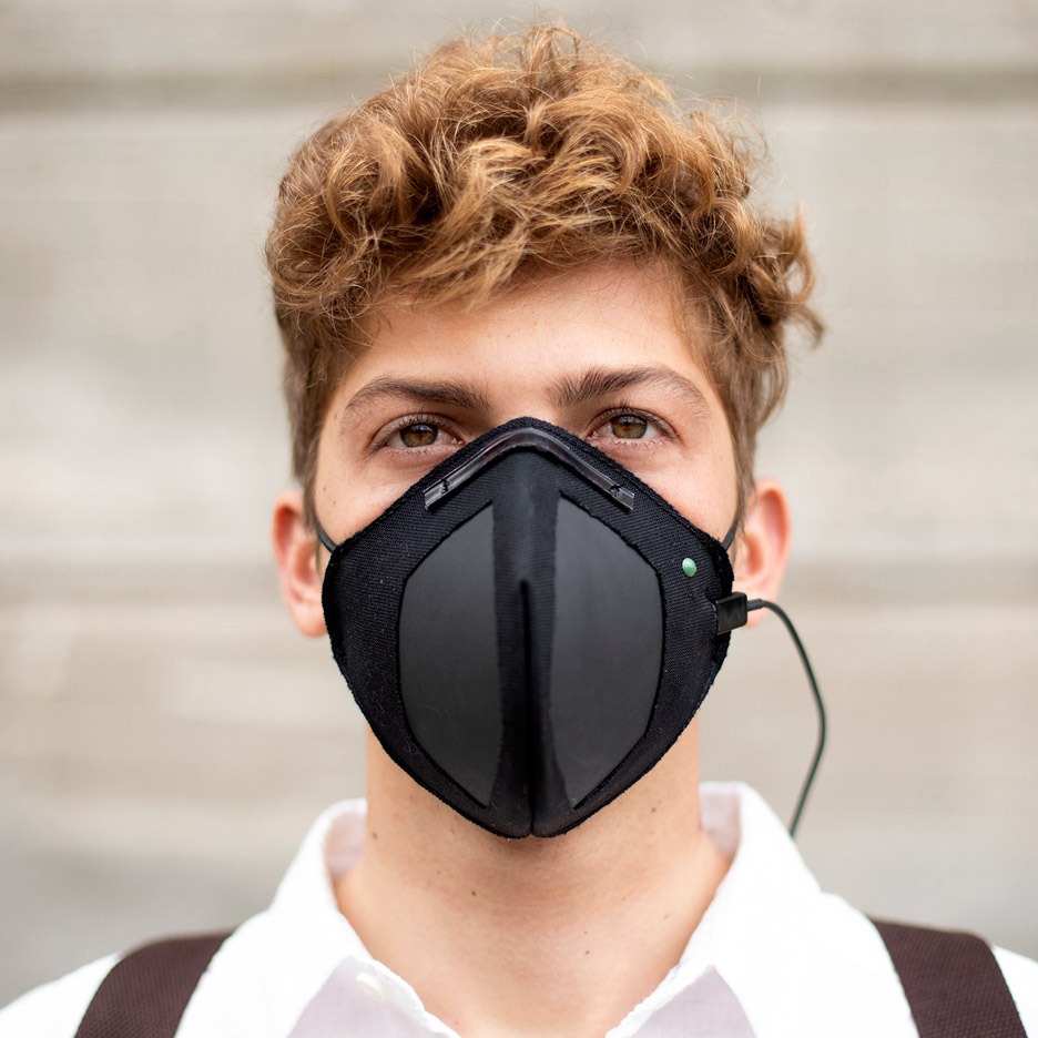This Electrically-Charged Graphene Mask Repels Viruses And Bacteria