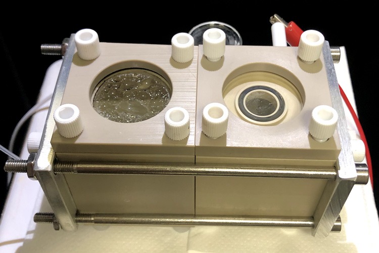 Mars Settlers Could Use CO2, Water, & Sunlight To Make Drugs & Plastic
