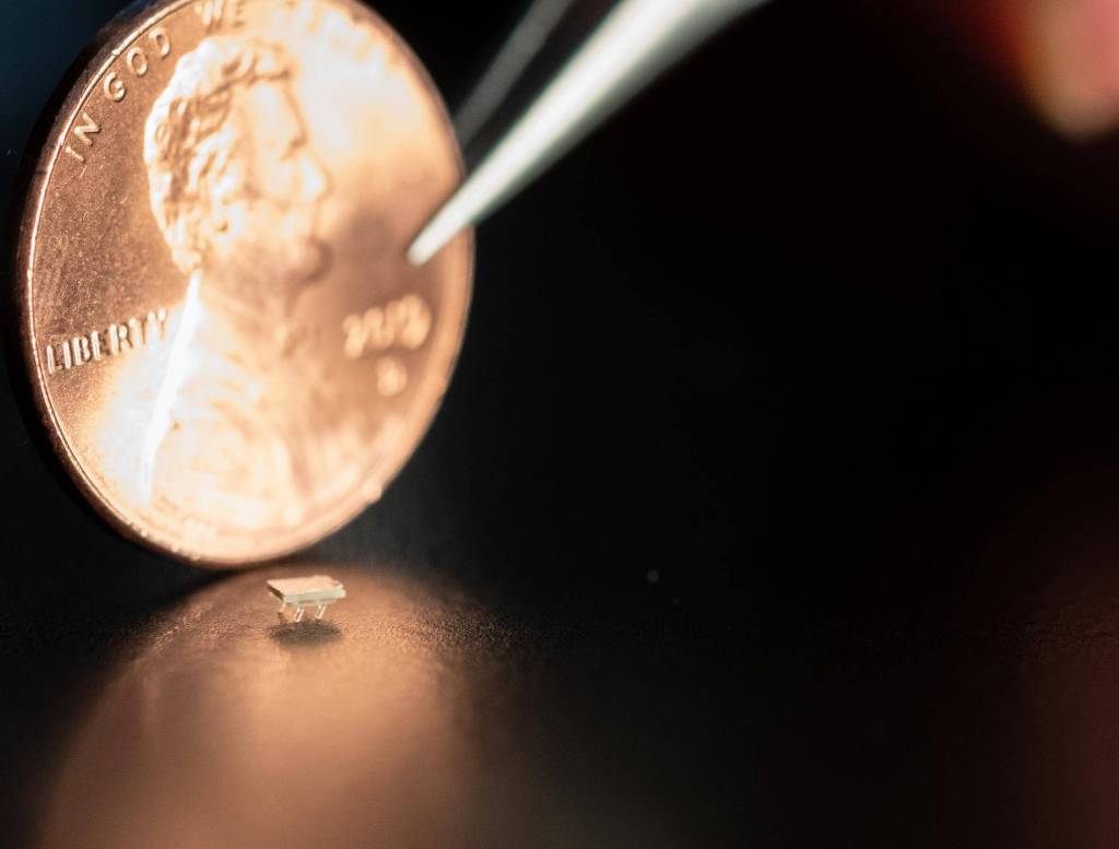 Most Tiny Robot In The World Powered By Dual Jet Engines