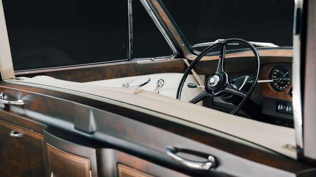 1961 Rolls-Royce Phantom Is The Most Stunning EV Conversion Ever