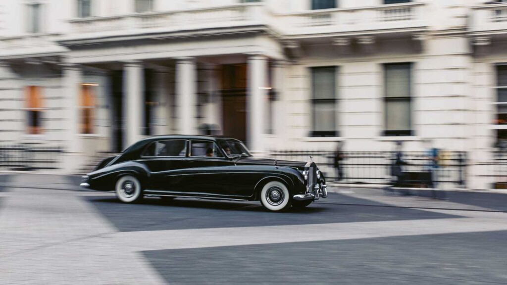 1961 Rolls-Royce Phantom Is The Most Stunning EV Conversion Ever