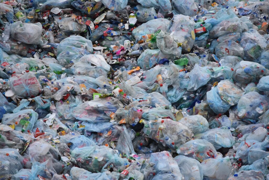 Canada Will Ban Single-Use Plastic Products By The End of 2021