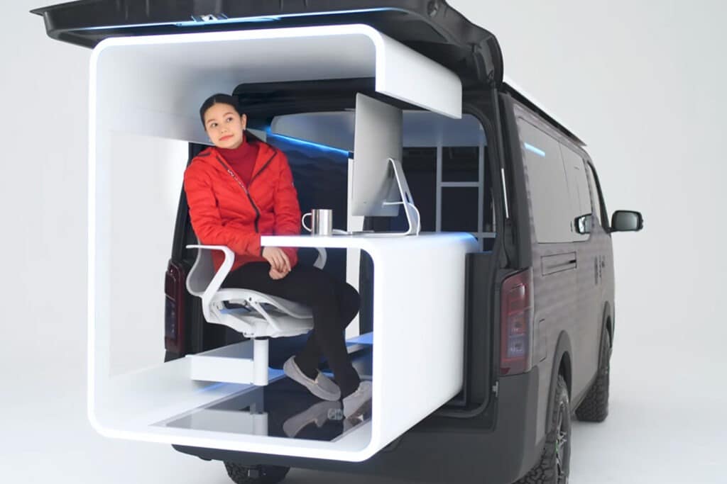 This Portable Office Lets You Work Anywhere You Want