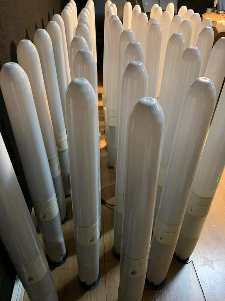 'Skybrators'- Bladeless Turbines That Generate Clean Energy Via Vibration