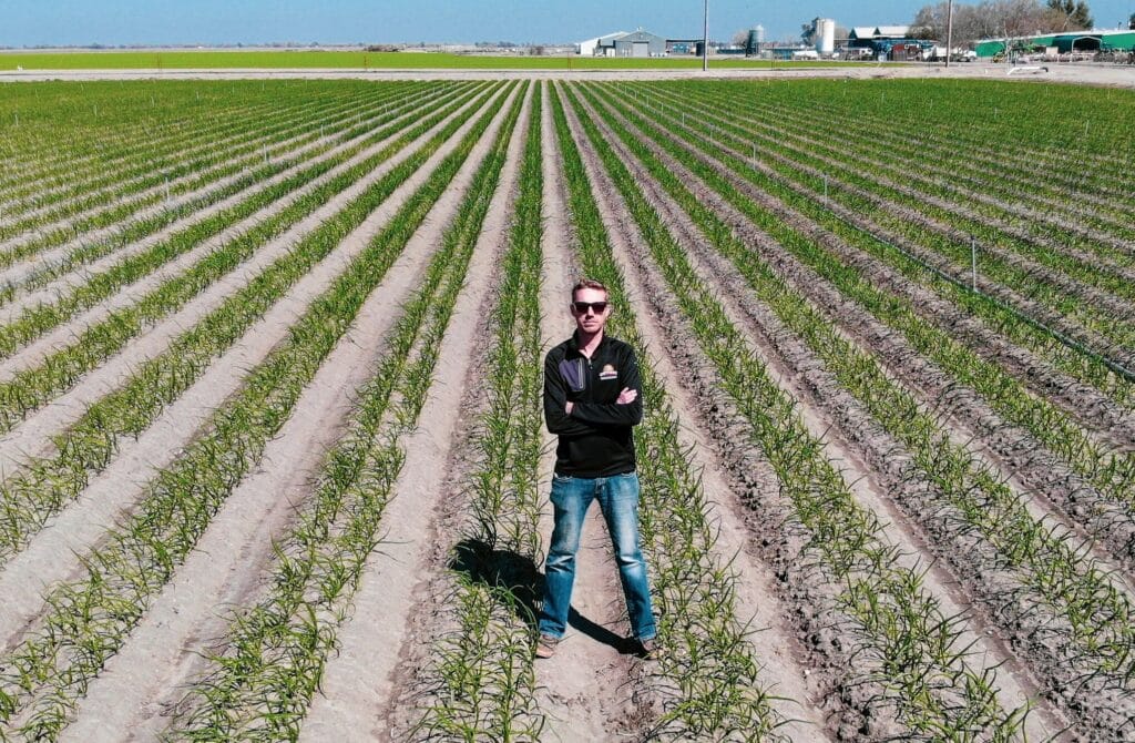 This Autonomous Robot Uses Lasers And AI To Kill 100K Weeds per Hour