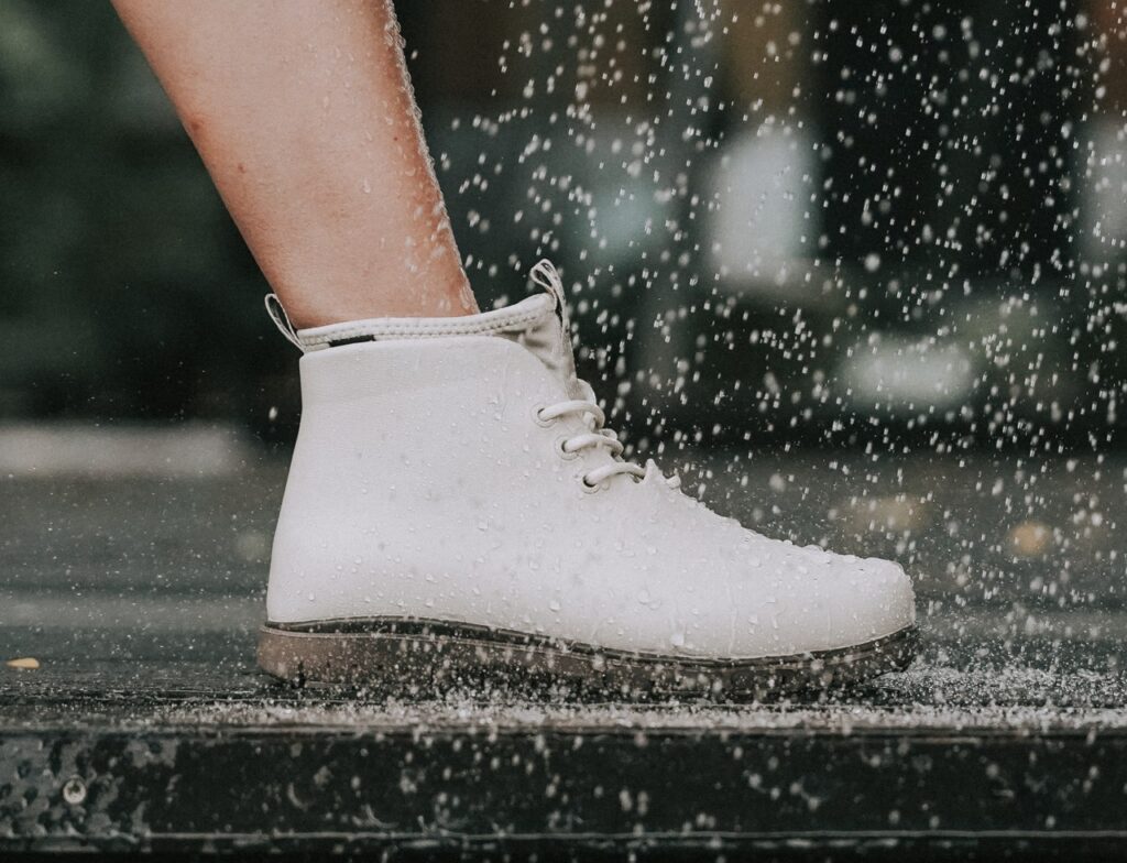 Award-Winning Vegan Rainboots Made From Coffee Ground Waste