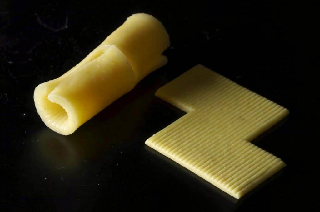 ‘Efficient’ Pasta Transforms From Flat To 3D-Shaped When Cooked