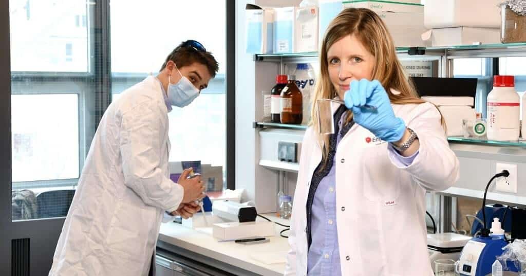 Prof. Inge Herrmann holding one of the hydrogel patches and Dr. Alexandre Anthis on the left