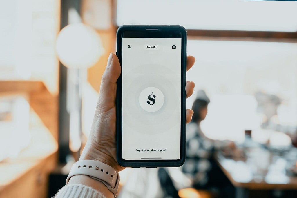 8 Ways eCommerce Sites Can Use Personalization to Create Better Customer Experiences