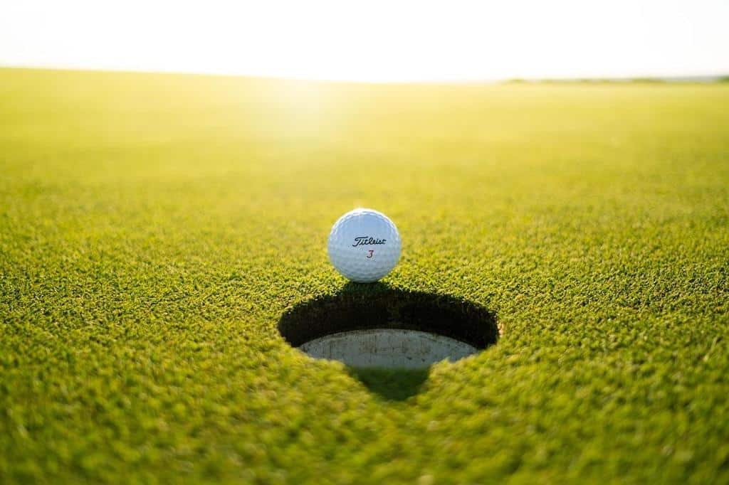 How A Launch Monitor Can Help Your Golf Game