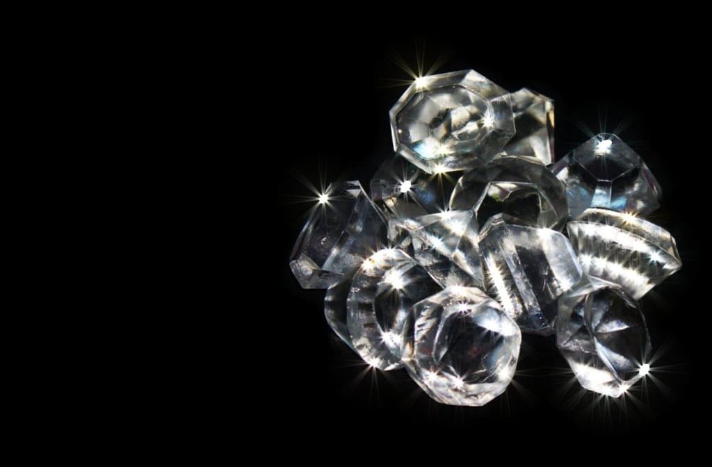 Difference between HPHT VS CVD Man-Made Diamonds