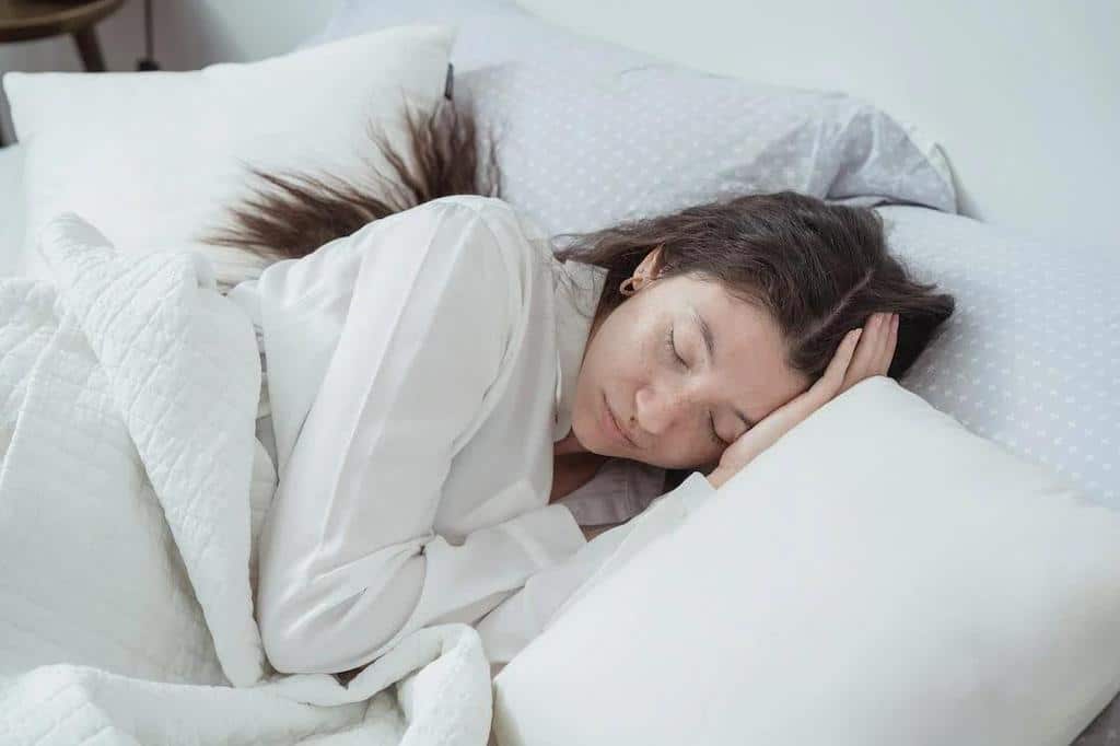 How to Get a Good Night's Sleep? Become a Better Student!