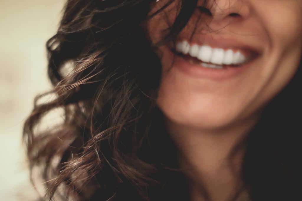 Considering Dental Implants: Here Are 5 Things You Should Know