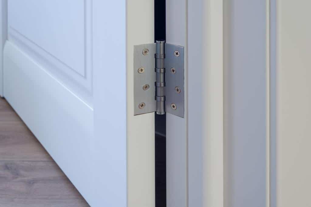 door hinge