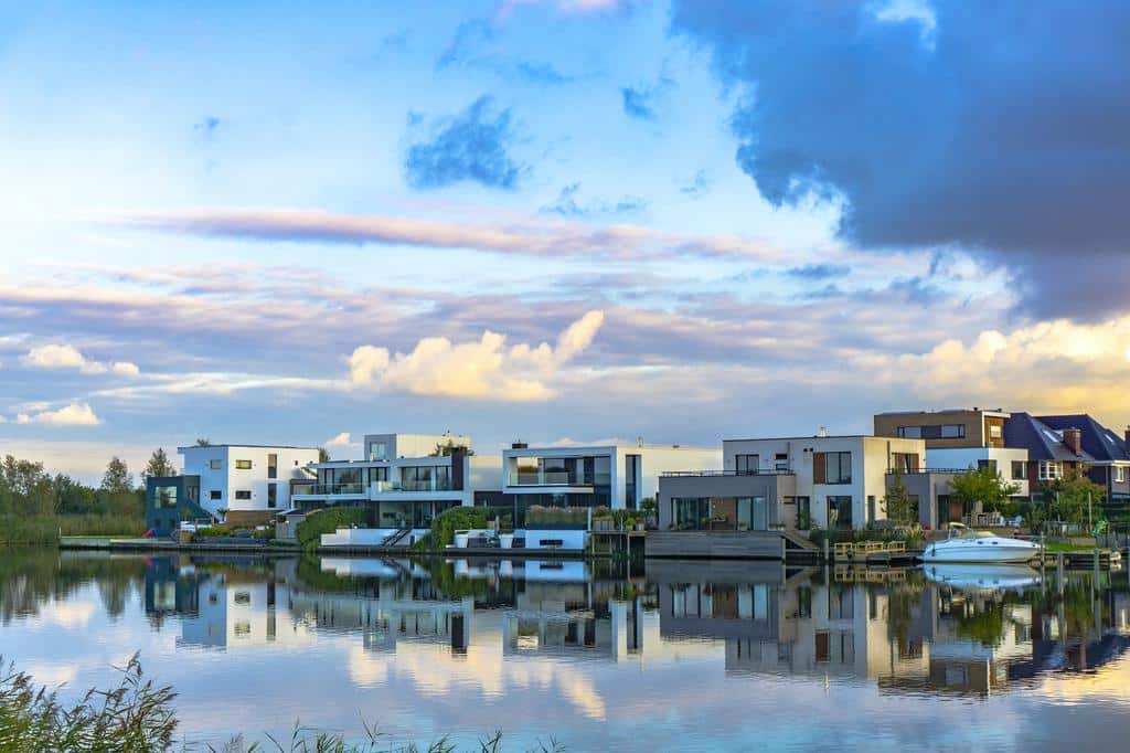 lake view of private villas