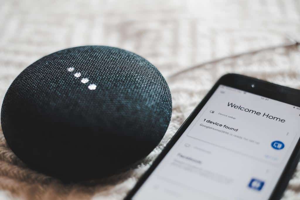 smart device connected to smartphone