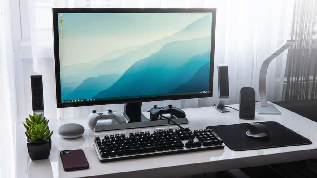 desktop computer setup