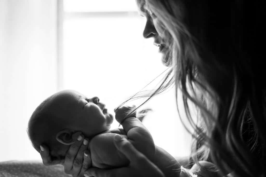 mother and infant photography