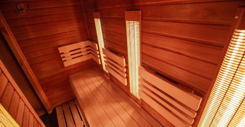 Infrared saunas utilize infrared light to produce heat, marking a notable departure from the conventional steam or dry heat saunas