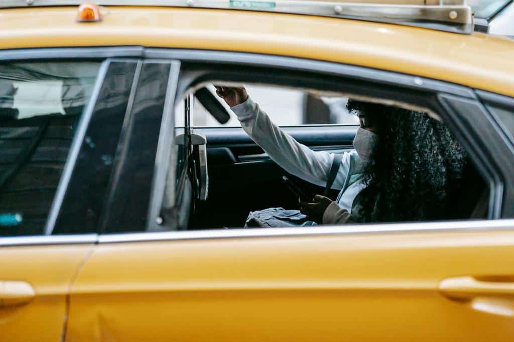 Safety tips for using ridesharing services