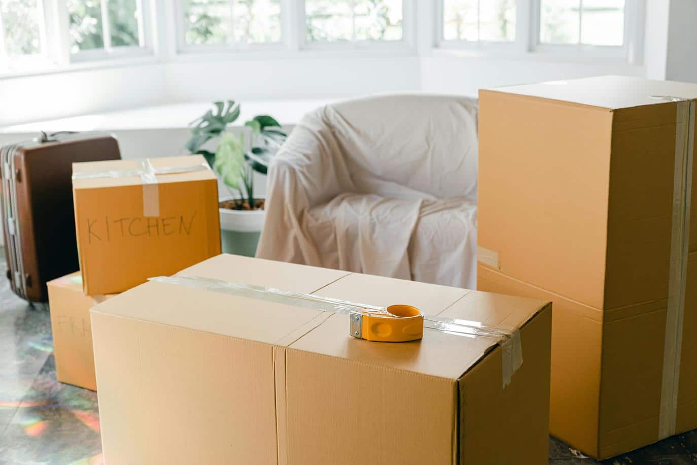 How to Find the Right Moving Assistant: A Full Guide