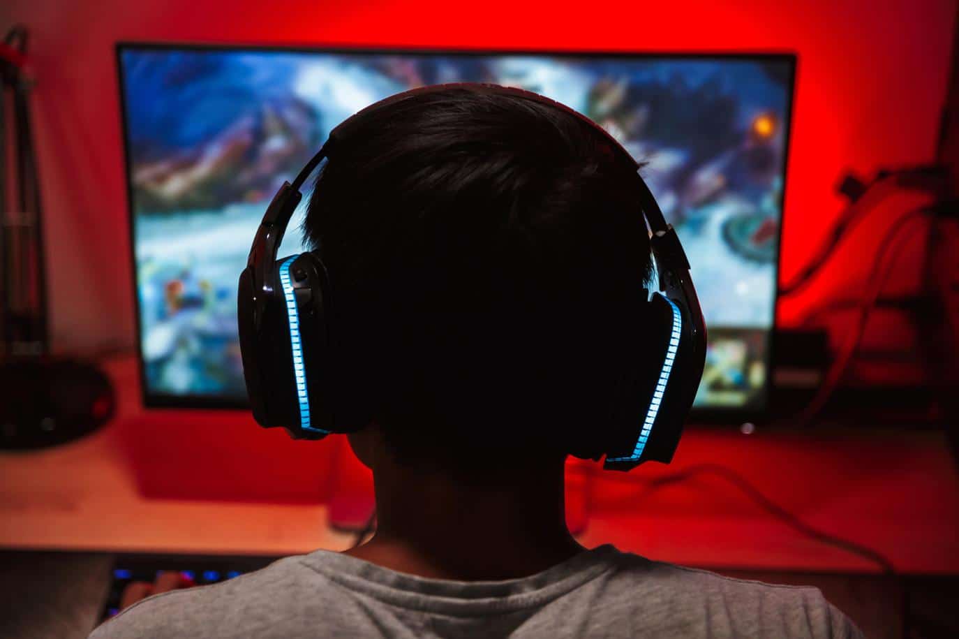 Online gamer