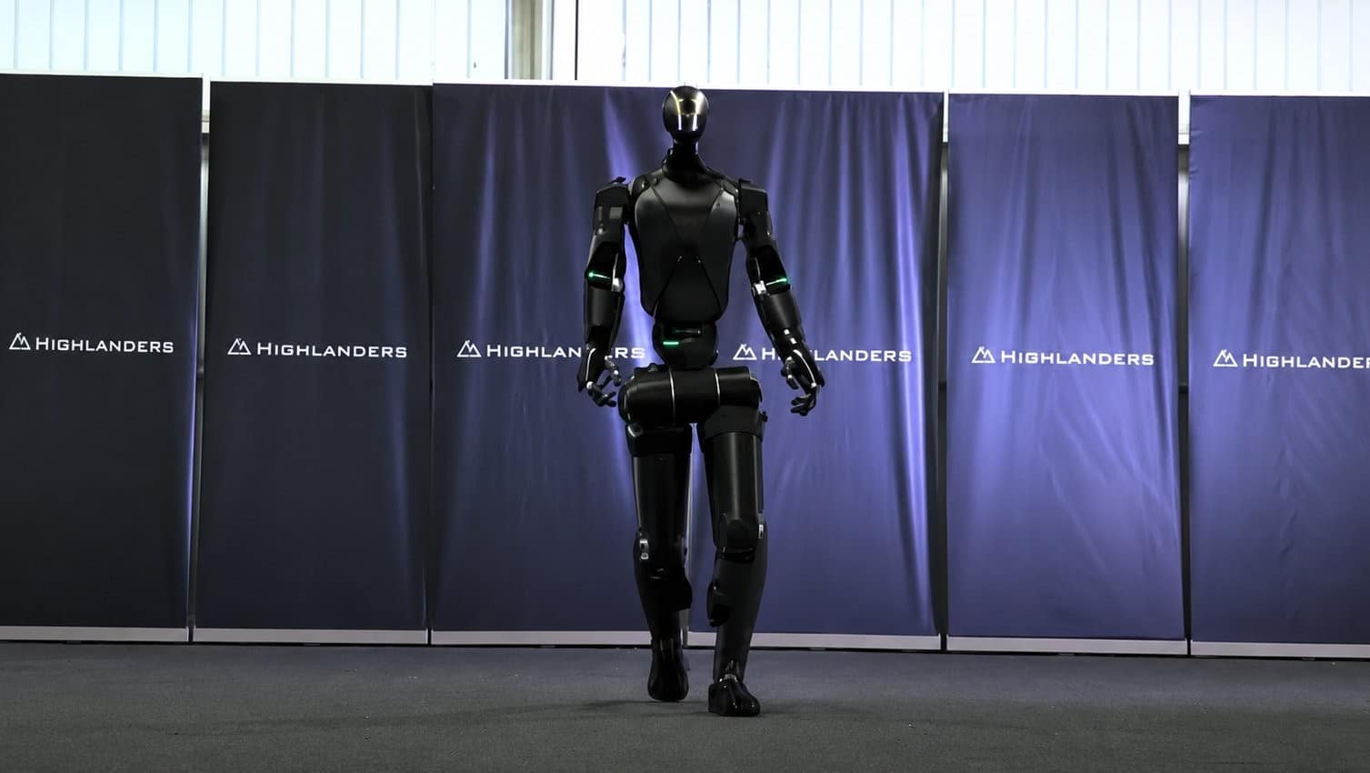 Highlanders humanoid robot developed in partnership with Mitsubishi Motors at a technology exhibition