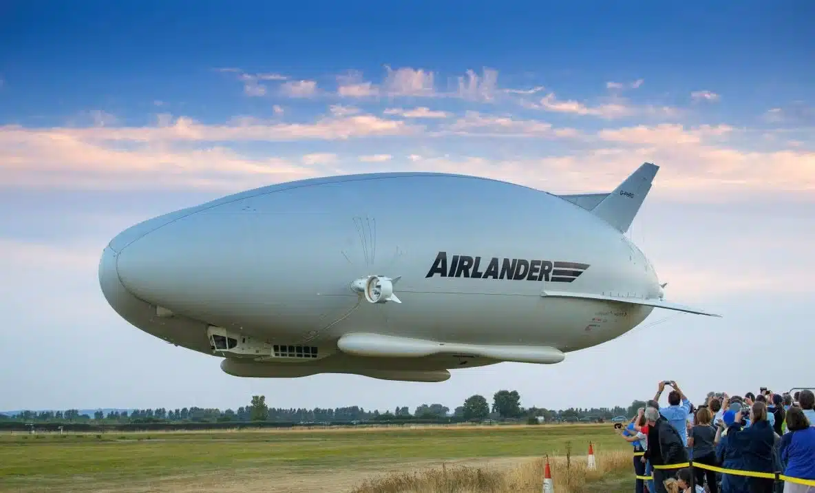 Airlander 10: Giant Helium Airship That Could Revolutionise Aviation