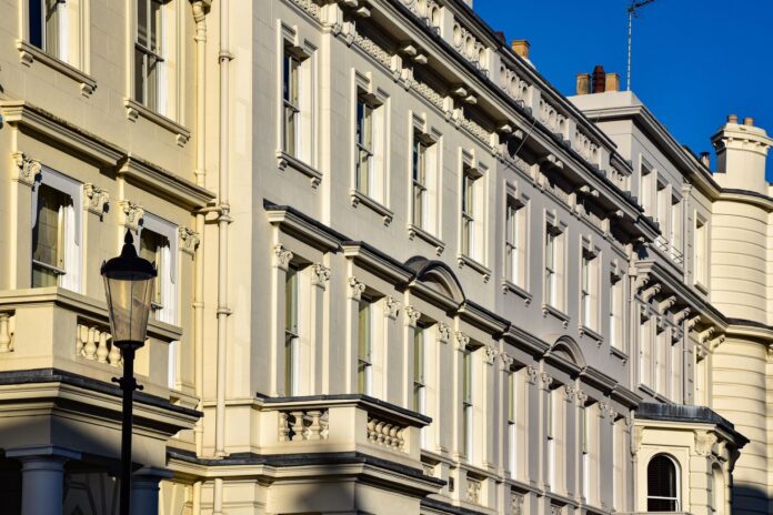 classic-london-architecture Elegant Victorian terraced homes on a London street